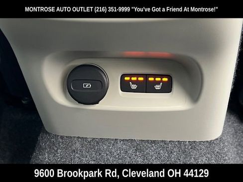 New 2026 Volvo XC40 B5 Ultra w/ Protection Package Premier image 16