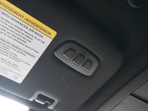 Used 2025 Ford Explorer ST-Line w/ Premium Package RWD image 35