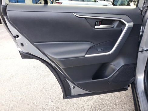 Used 2023 Toyota RAV4 XLE Premium image 12