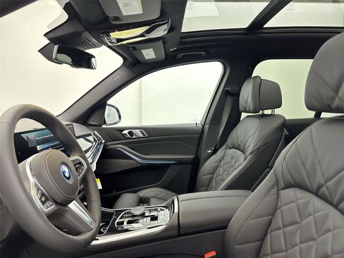 New 2026 BMW X5 xDrive50e w/ M Sport Package image 24