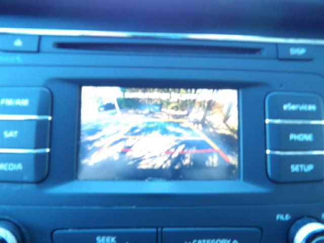 Used 2016 Kia Sedona LX w/ Option Group 020 FWD image 28