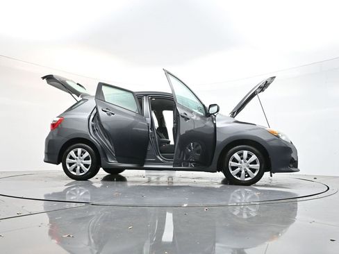 Used 2013 Toyota Matrix L image 38