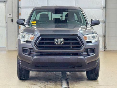 Used 2021 Toyota Tacoma SR AWD/4WD image 2