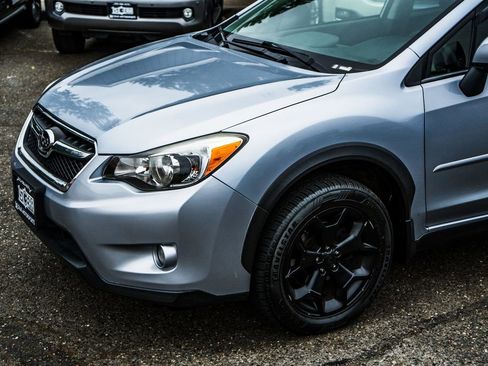 Used 2014 Subaru Crosstrek 2.0i Premium w/ Moonroof Package AWD/4WD image 14