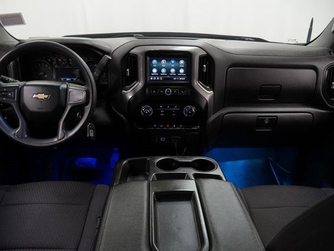 Used 2020 Chevrolet Silverado 1500 Custom w/ Custom Value Package image 27