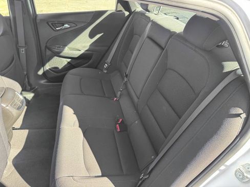 Used 2024 Chevrolet Malibu LT image 17