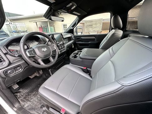 New 2026 RAM 5500 Tradesman w/ Chrome Appearance Group image 9