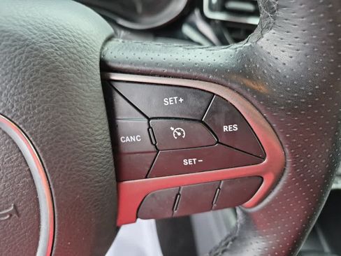 Used 2022 Dodge Durango SXT w/ Trailer Tow Group IV AWD/4WD image 27