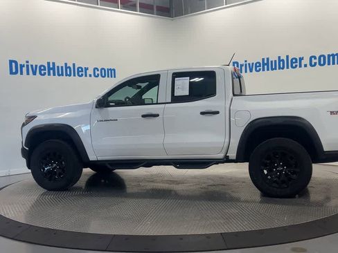 Used 2024 Chevrolet Colorado Trail Boss w/ Technology Package image 8