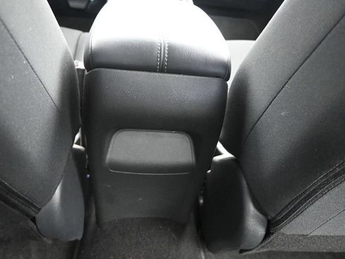 Used 2025 Nissan Sentra S FWD image 17