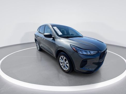 Used 2025 Ford Escape Active image 2