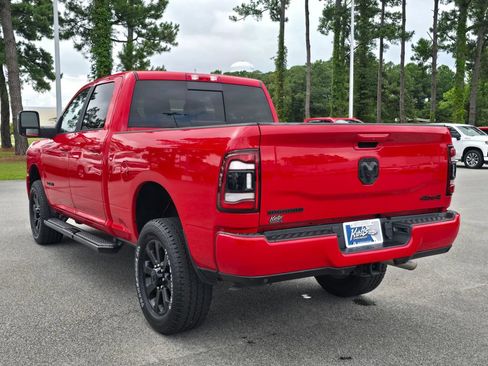 Used 2024 RAM 2500 Big Horn w/ Night Edition AWD/4WD image 3