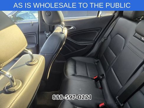 Used 2016 Mercedes-Benz GLA 250 image 3