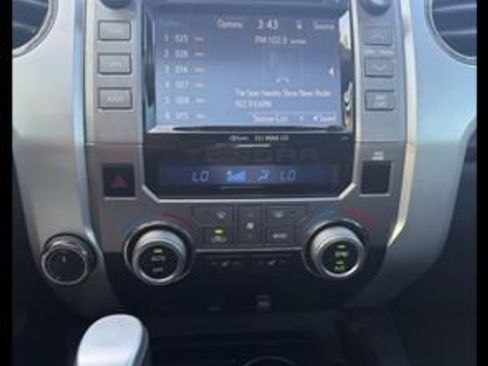 Used 2019 Toyota Tundra Limited w/ Limited Premium Package image 12