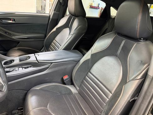 Used 2019 Toyota Avalon XSE w/ All Weather Liner Package FWD image 9