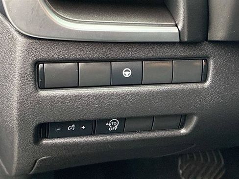 Certified 2023 Nissan Rogue SV image 20