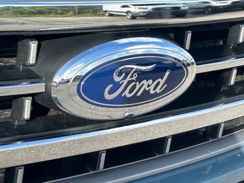 Used 2023 Ford F150 Lariat w/ Trailer Tow Package AWD/4WD image 20