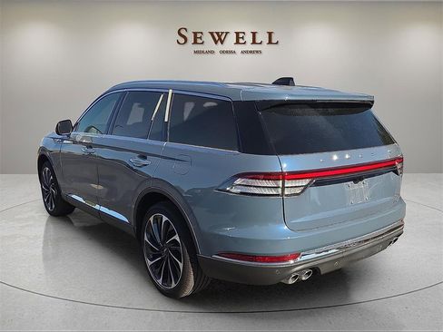 New 2025 Lincoln Aviator Reserve w/ Equipment Group 201A image 3