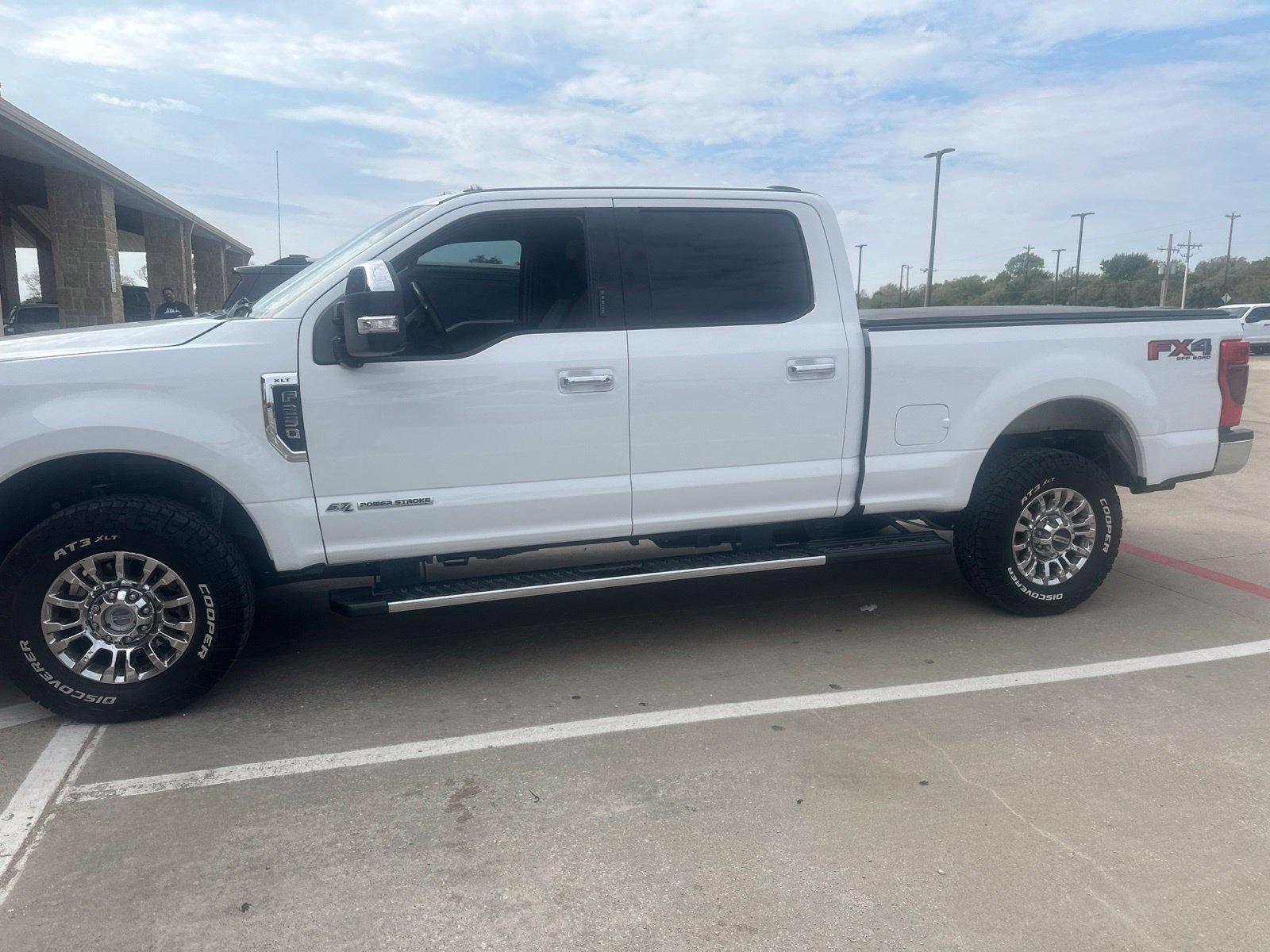 Used 2020 Ford F250 XLT w/ XLT Premium Package AWD/4WD image 2