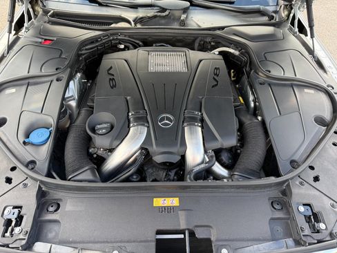 Used 2017 Mercedes-Benz S 550 4MATIC Sedan image 46