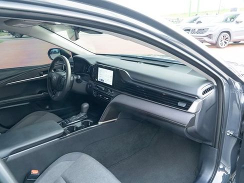 Used 2025 Toyota Camry LE FWD image 34