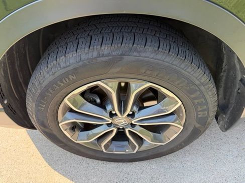 Used 2021 Honda CR-V EX-L image 9