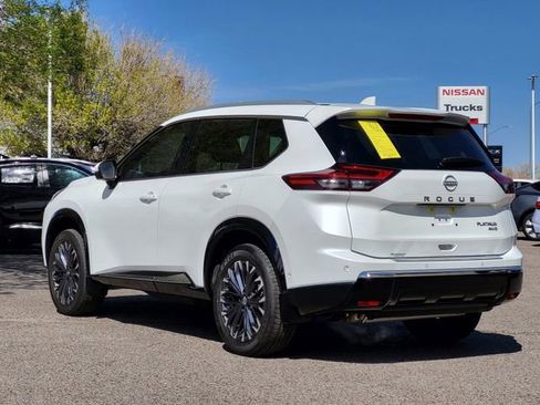 Certified 2024 Nissan Rogue Platinum w/ Platinum Premium Package image 4