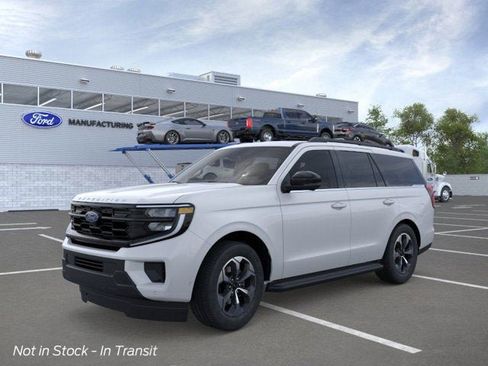 New 2026 Ford Expedition Active RWD image 2