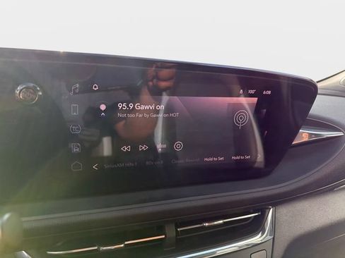 Used 2025 Buick Envista Preferred w/ Convenience I Package FWD image 23