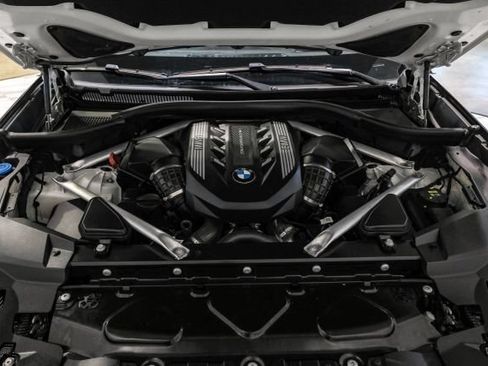Used 2020 BMW X5 M50i w/ Premium Package AWD/4WD image 44