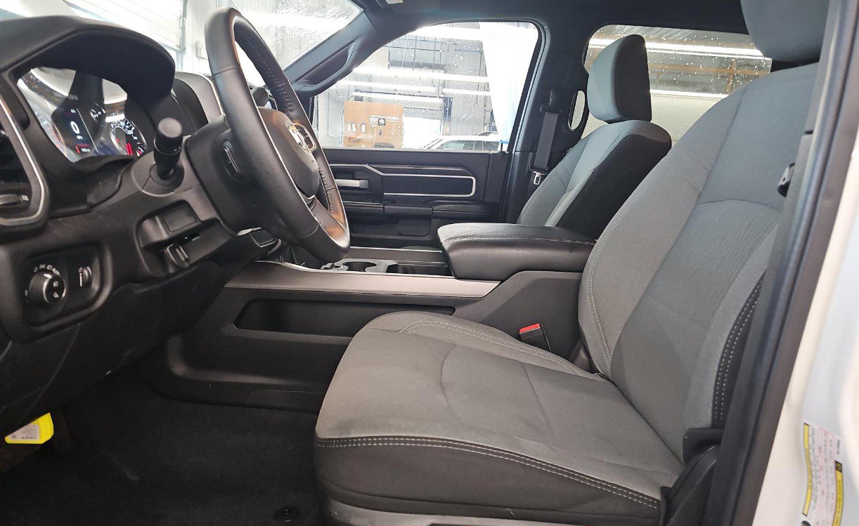 Used 2024 RAM 2500 Big Horn w/ Snow Chief Group AWD/4WD image 7