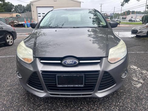 Used 2012 Ford Focus SE w/ SE Sport Pkg image 3