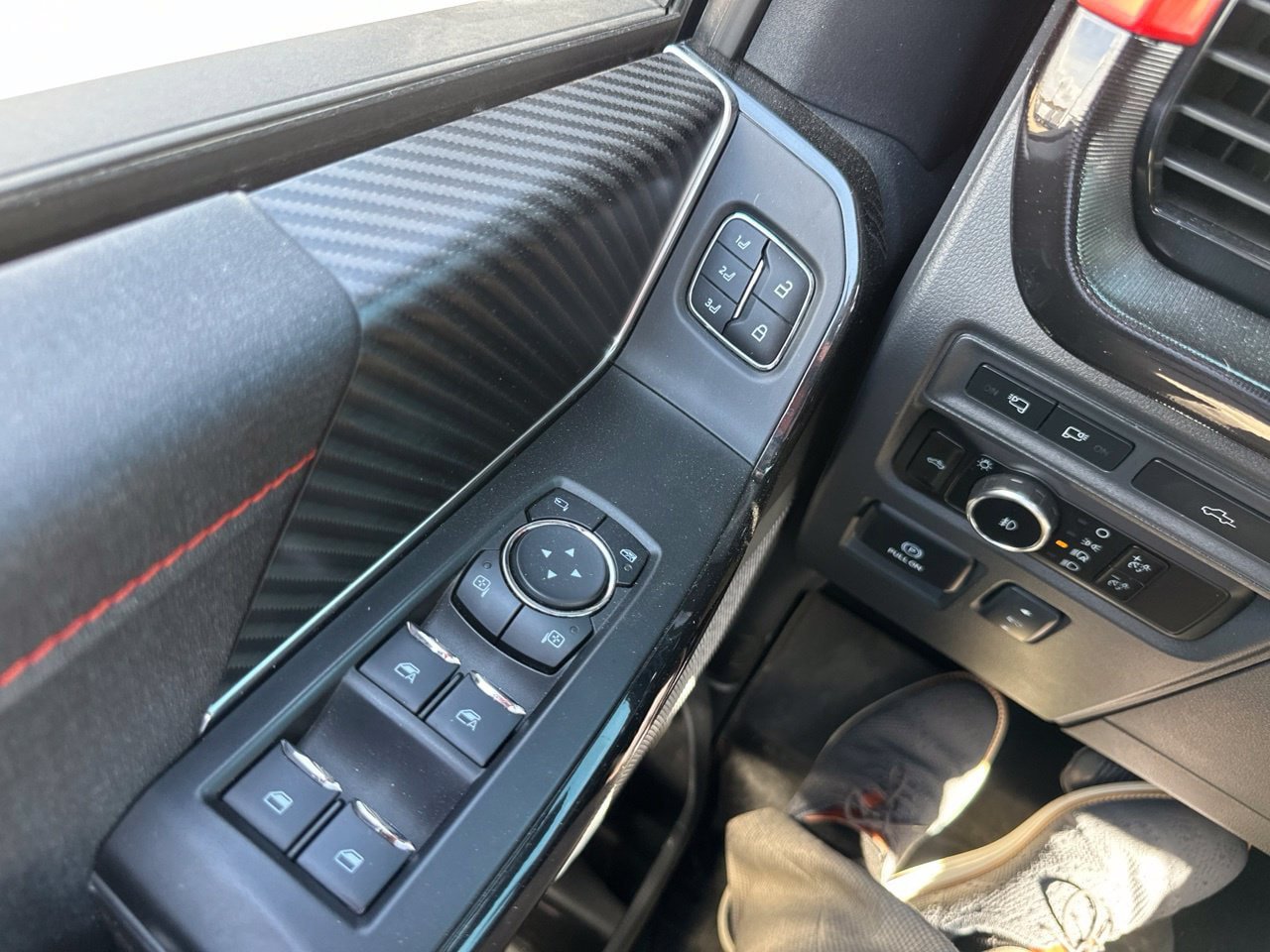 Used 2023 Ford F150 Raptor w/ Equipment Group 802A Raptor R AWD/4WD image 30