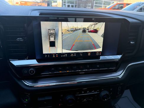 Used 2024 Chevrolet Silverado 1500 High Country w/ Technology Package image 46