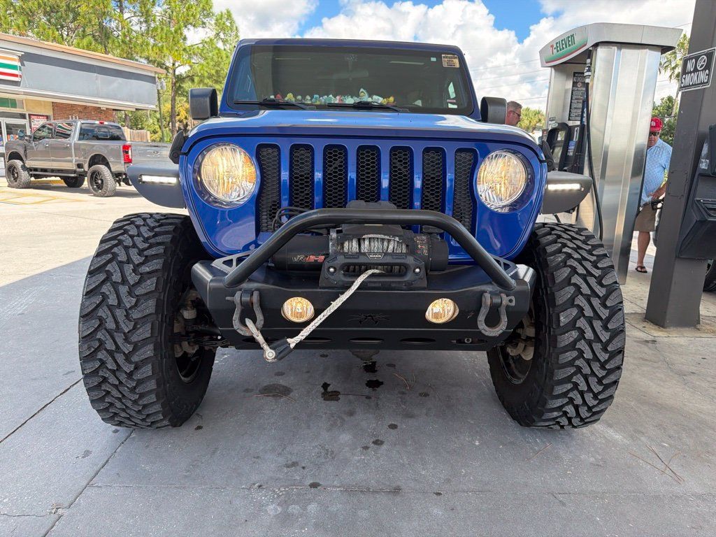 Used 2018 Jeep Wrangler Unlimited Sport S AWD/4WD image 2