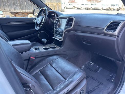 Used 2014 Jeep Grand Cherokee Summit image 34