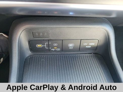 Used 2025 Hyundai Kona SEL image 8