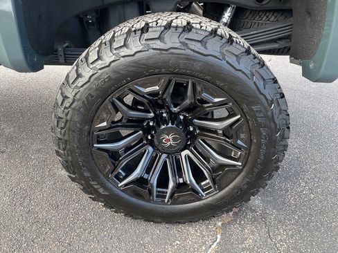 Used 2025 Chevrolet Silverado 2500 LTZ w/ Trail Boss Package image 4