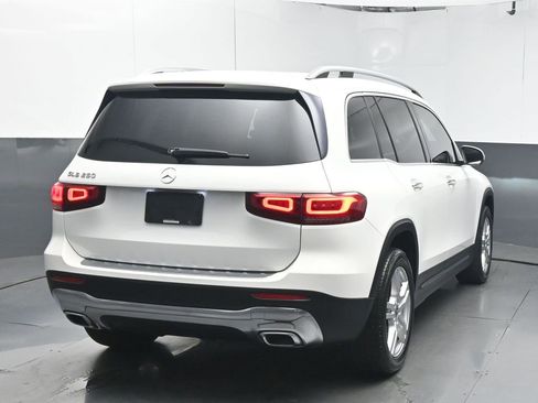 Used 2020 Mercedes-Benz GLB 250 GLB 250 w/ Premium Package image 7