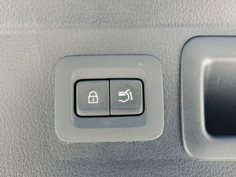 Used 2024 MAZDA CX-50 AWD 2.5 S w/ Premium Package image 10