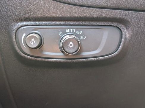 Used 2023 Chevrolet Equinox LS w/ LS Convenience Package image 33