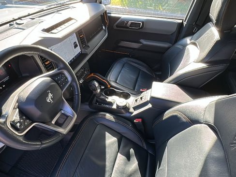 Used 2021 Ford Bronco Badlands image 22