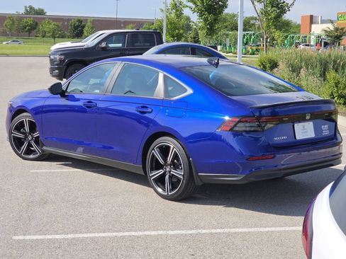 Used 2024 Honda Accord Sport image 13