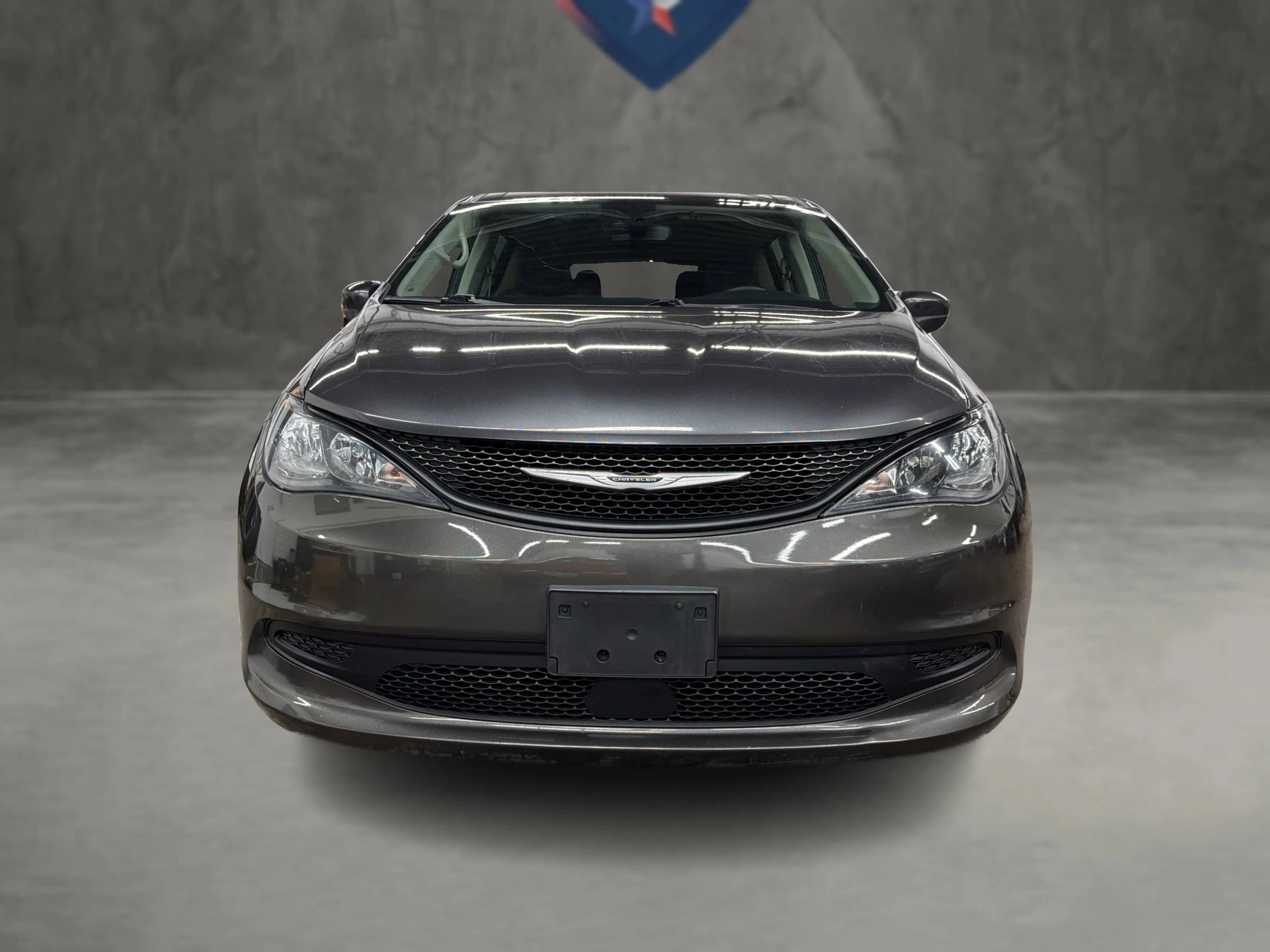 Used 2023 Chrysler Voyager LX FWD image 42