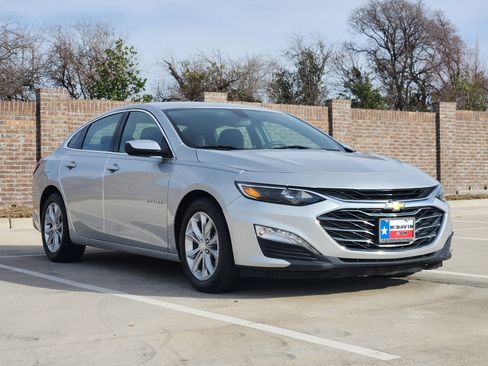 Used 2019 Chevrolet Malibu LT image 4
