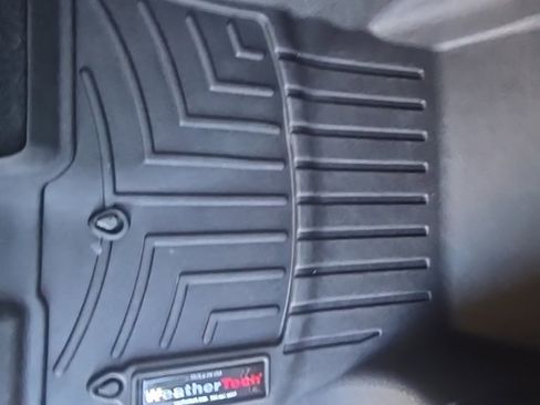 Used 2024 Nissan Frontier PRO-4X w/ Technology Package image 27