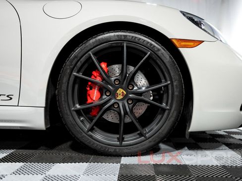 Used 2018 Porsche 718 Boxster GTS image 10