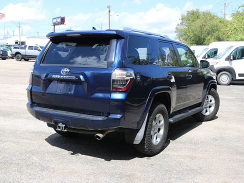 Used 2015 Toyota 4Runner SR5 RWD image 5