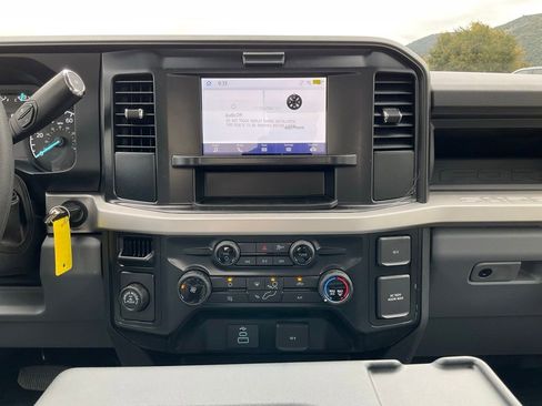 New 2025 Ford F250 XL w/ XL Chrome Package image 64