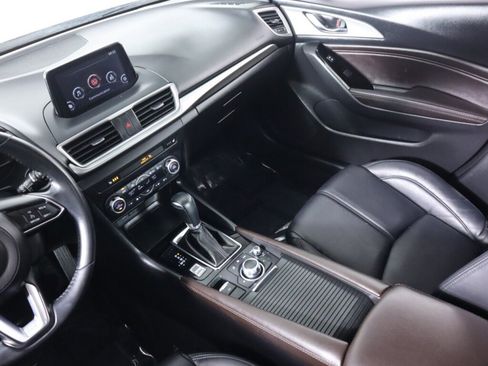 Used 2017 MAZDA MAZDA3 Touring FWD image 31